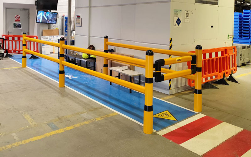 Személyek védelme a berendezések kezelésétől